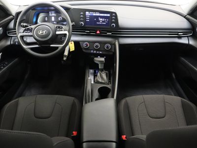 2025 Hyundai Elantra FWD - Photo 27