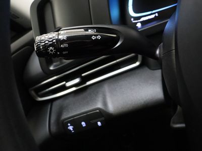 2025 Hyundai Elantra FWD - Photo 23