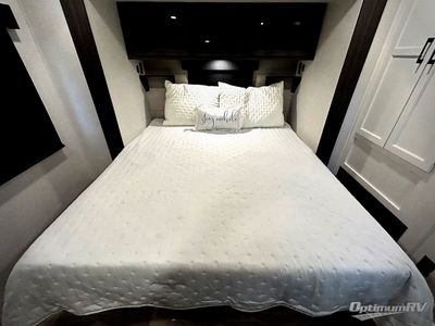 2026 Venture RV SportTrek Touring Edition - Photo 17