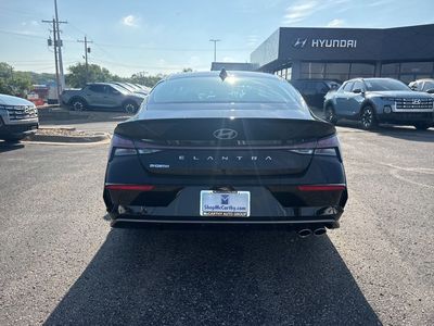 2026 Hyundai Elantra - Photo 5