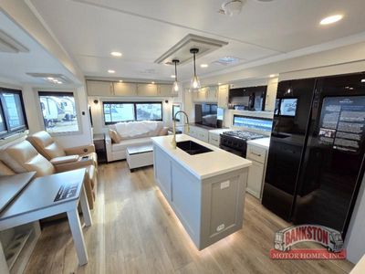 2026 Model Z Air 310 - Photo 36