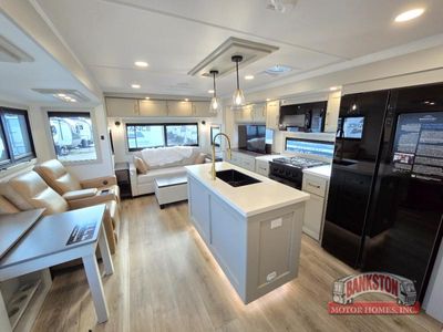 2026 Model Z Air 310 - Photo 8