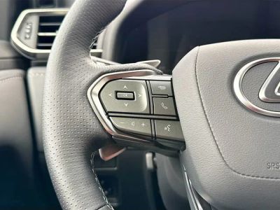 2026 Lexus LX — photo 40 view