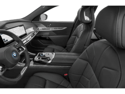 2026 BMW i7 — engine compartment view