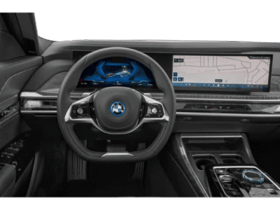 2026 BMW i7 — interior view