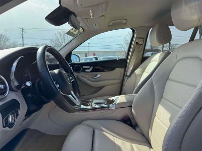 2022 Mercedes-Benz GLC - Photo 4