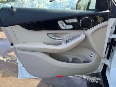 2022 Mercedes-Benz GLC - Photo 18