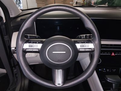 2025 Hyundai Tucson — photo 12 view