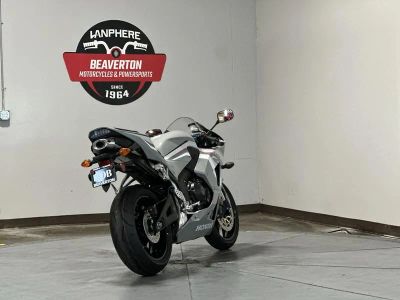 2026 Honda CBR600RR - Photo 3