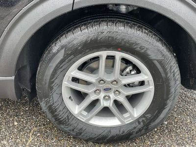 2026 Ford Explorer — photo 9 view