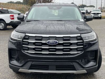 2026 Ford Explorer — photo 8 view