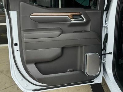 2026 Chevrolet Silverado 1500 - Photo 22