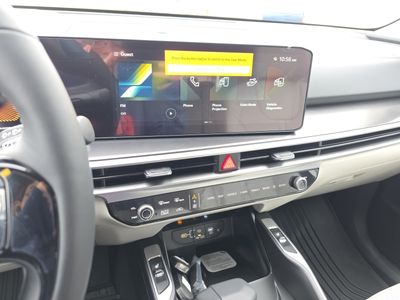 2026 Kia Sorento — photo 10 view