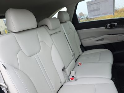 2026 Kia Sorento — photo 11 view