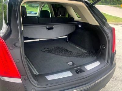 2019 Cadillac XT5 — interior view
