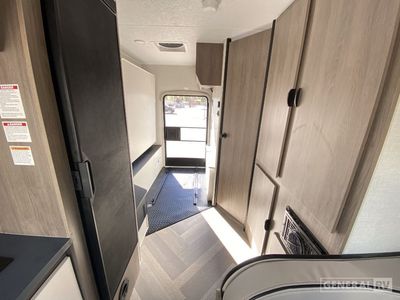 2025 Coachmen Cross Trail EV - Photo 13