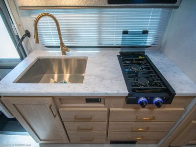 2026 Thor Motor Coach Chateau - Photo 14