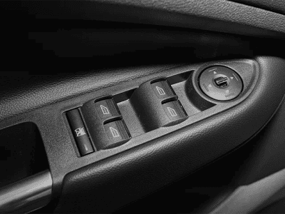 2013 Ford C-Max Hybrid - Photo 22