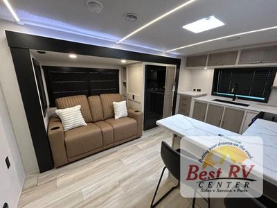2025 Forest River RV Wildwood Heritage Glen - Photo 10