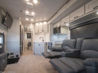 2026 Nexus Ghost - Photo 15