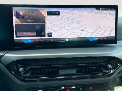 2025 BMW 2 Series — photo 32 view
