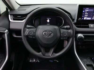 2023 Toyota RAV4 — photo 21 view