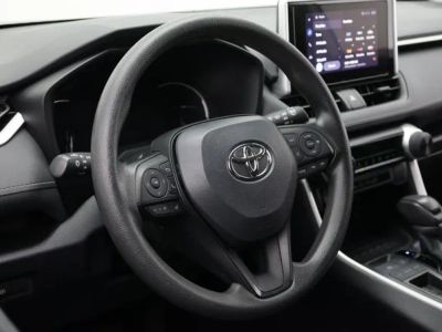 2023 Toyota RAV4 — photo 7 view