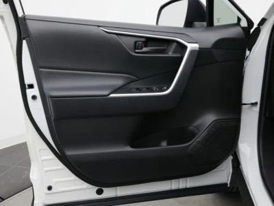 2023 Toyota RAV4 — photo 8 view