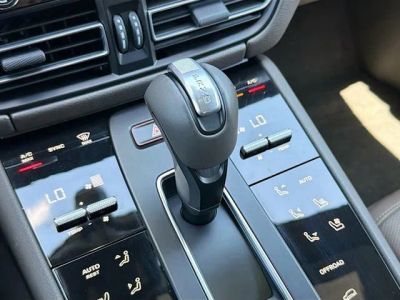 2026 Porsche Macan — photo 29 view
