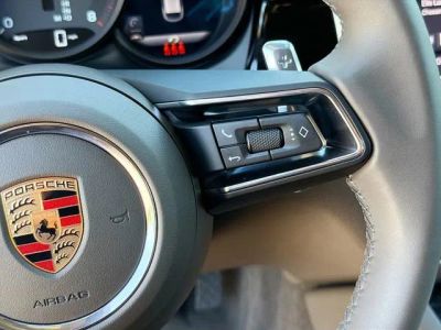 2026 Porsche Macan — photo 38 view