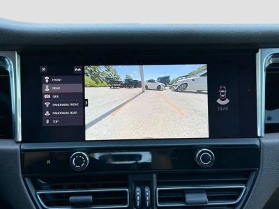 2026 Porsche Macan — photo 33 view