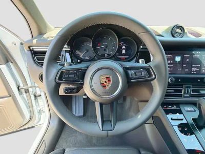 2026 Porsche Macan — photo 39 view