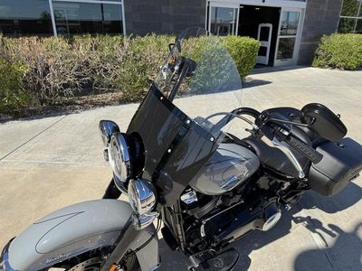 2025 Harley-Davidson FLHC - Heritage Classic — photo 13 view