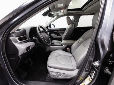 2020 Toyota Highlander Hybrid - Photo 4