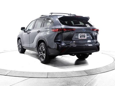 2020 Toyota Highlander Hybrid - Photo 10