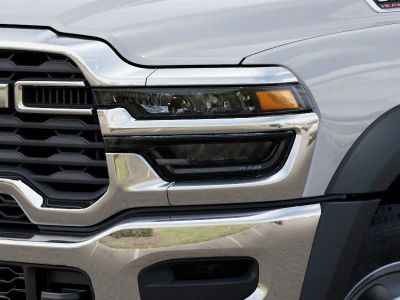 2026 Ram 5500HD — photo 10 view