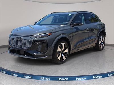 2025 Audi SQ6 e-tron Premium Plus quattroÂ — front three-quarter view