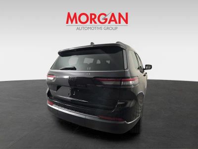 2026 Jeep Grand Cherokee L — engine compartment view