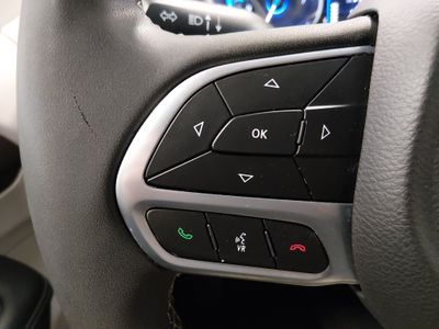 2023 Chrysler Voyager - Photo 24