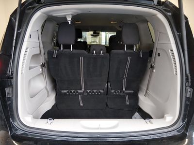 2023 Chrysler Voyager - Photo 11