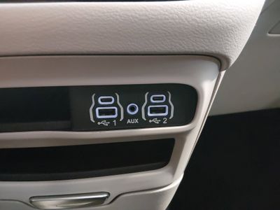 2023 Chrysler Voyager - Photo 23