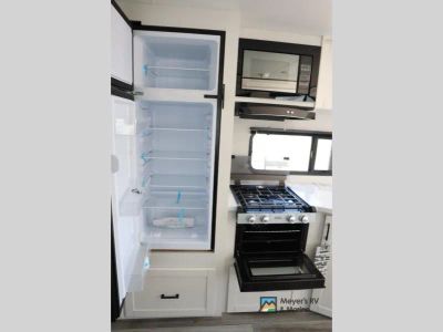 2026 Jayco Jay Flight SLX - Photo 13