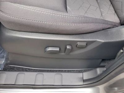 2026 Nissan Frontier — photo 9 view
