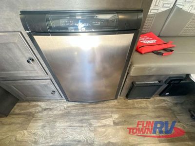 2020 Forest River RV Flagstaff SE - Photo 20