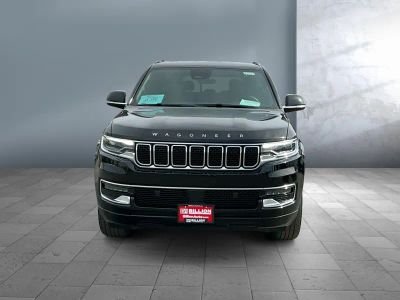 2023 Jeep Wagoneer - Photo 2
