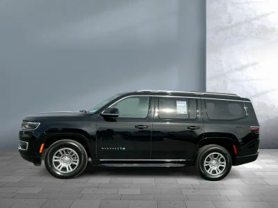 2023 Jeep Wagoneer - Photo 3