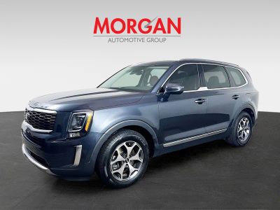 2020 Kia Telluride — rear three-quarter view