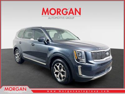 2020 Kia Telluride EX in Gray — front three-quarter view