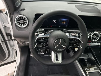 2026 Mercedes-Benz GLB — photo 10 view