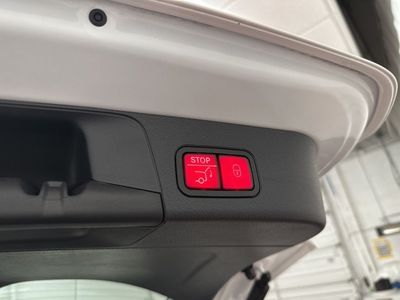 2026 Mercedes-Benz GLB — photo 27 view